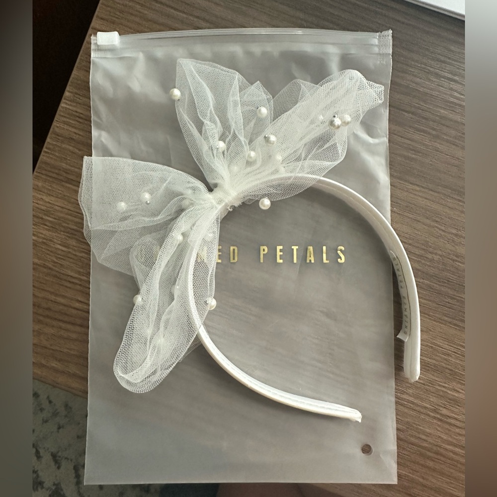 Untamed Petals Penelope Bow Headband